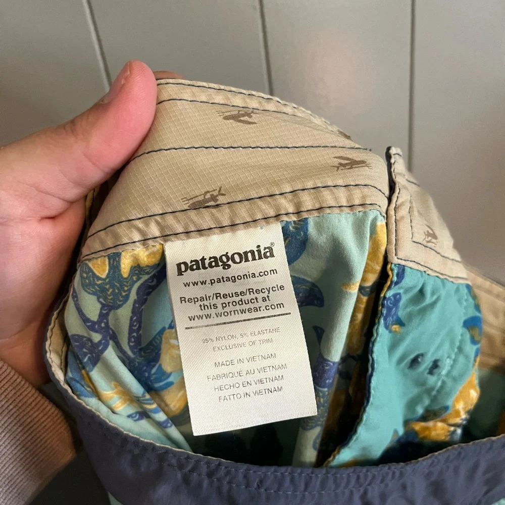 Patagonia Men's Wavefarer Boardshorts - 21